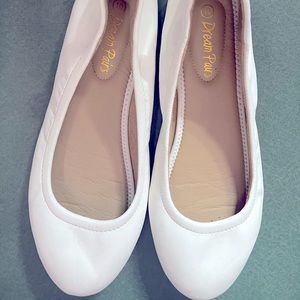 White flats size 10